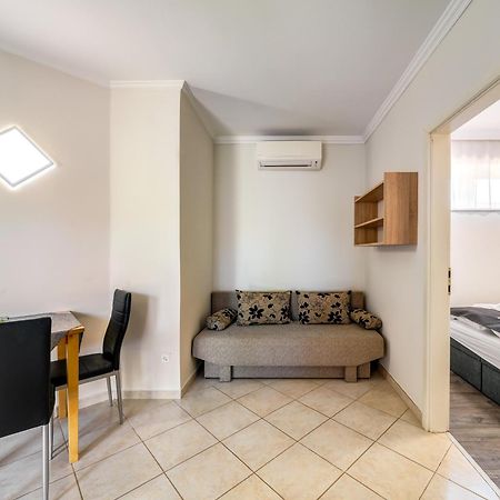 Helka Apartmanhaz Balatonlelle Exteriér fotografie